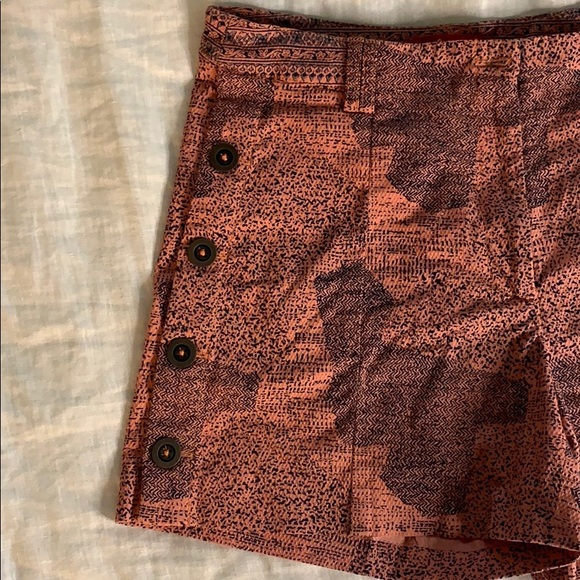 Fun coral print high waisted shorts - Picture 2 of 4